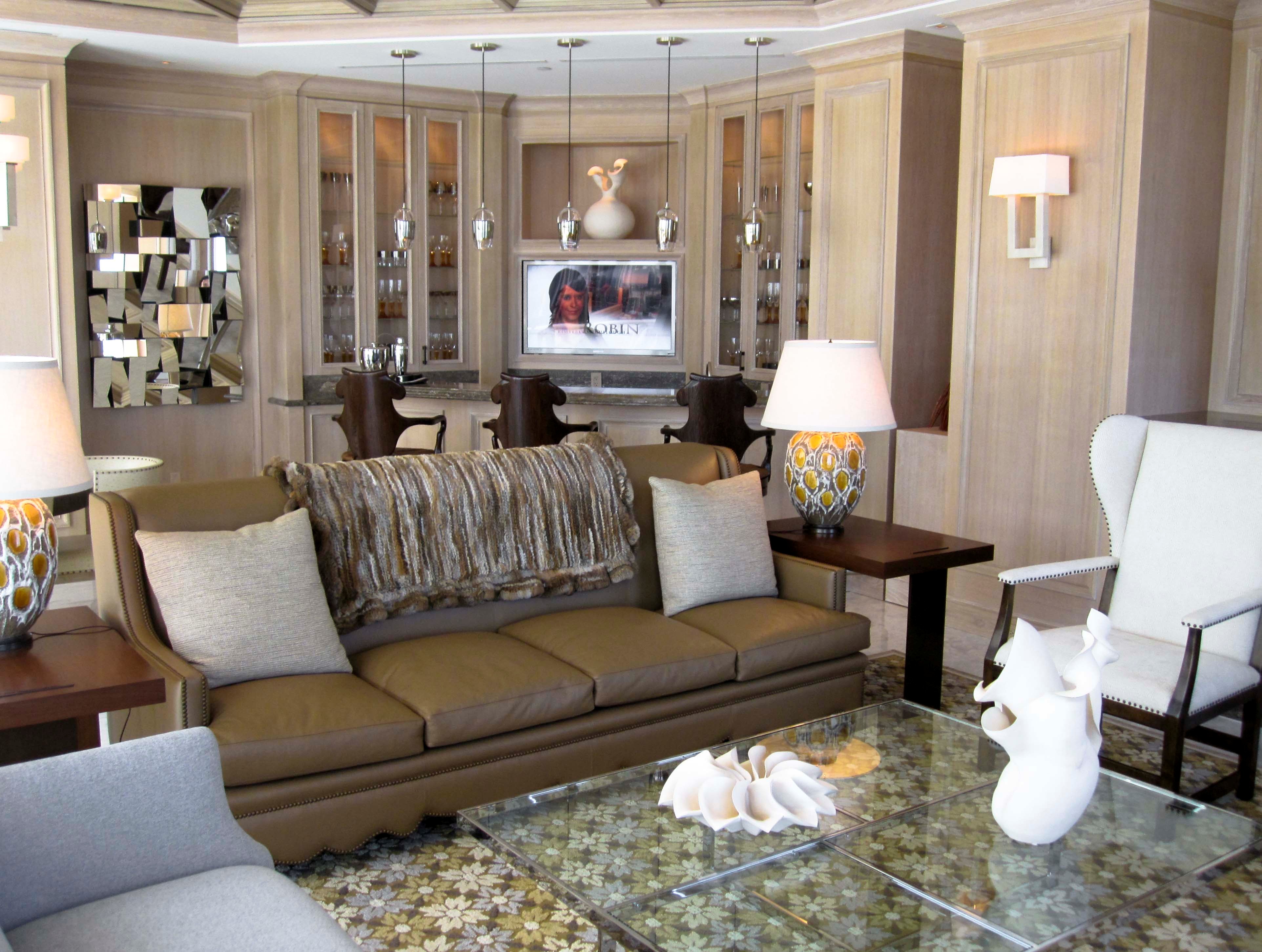 Williams Island penthouse living room